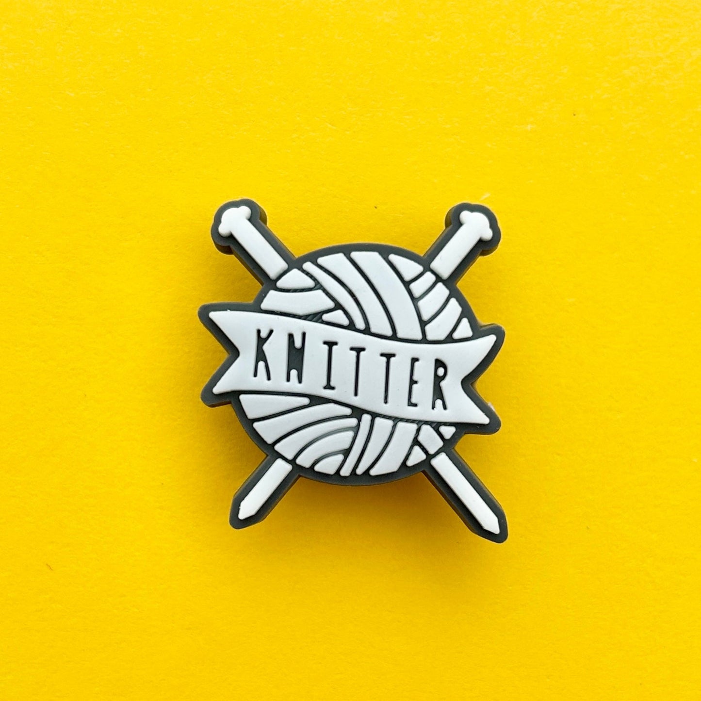 Knitter slogan ball of wool croc like shoe charm.