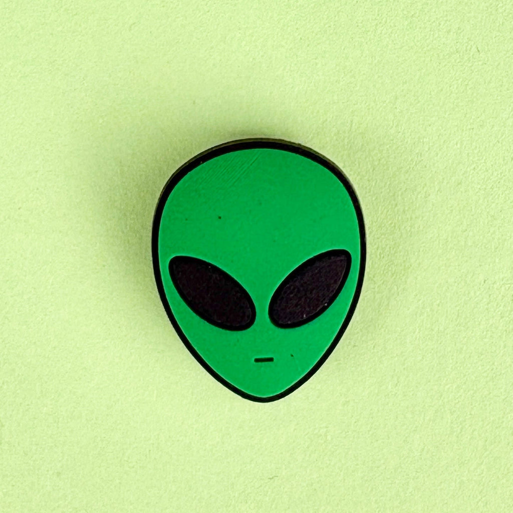 Green Alien head shoe charm. 