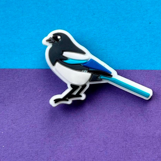 Magpie Bird croc like shoe charm.